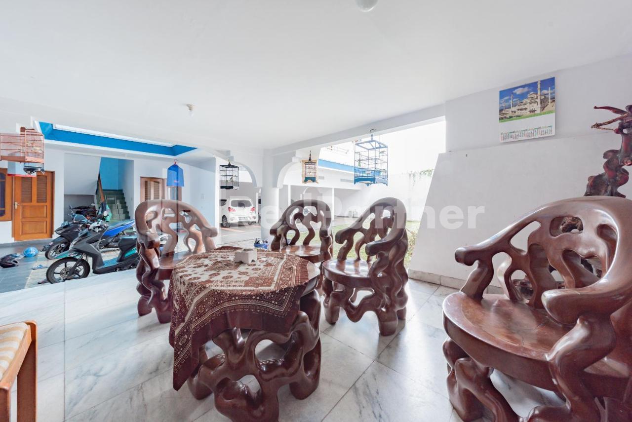Biru Homestay Bandung Mitra Reddoorz Extérieur photo