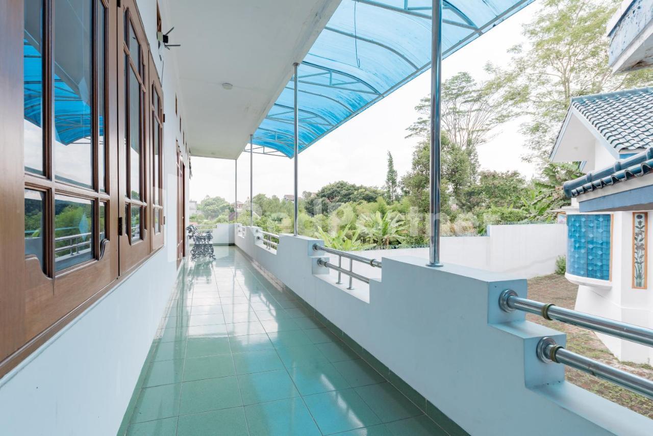 Biru Homestay Bandung Mitra Reddoorz Extérieur photo